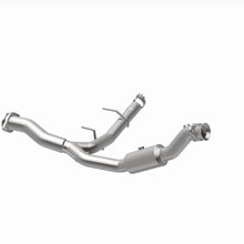 Load image into Gallery viewer, MagnaFlow Exhaust Products 21-528 OEM Grade Direct-Fit Catalytic Converter for Select Ford Expedition, Lincoln Navigator