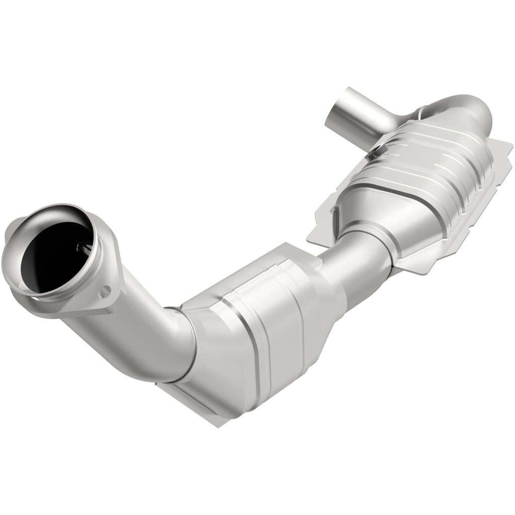 MagnaFlow Exhaust Products 51171 OEM Grade Direct-Fit Catalytic Converter for Select Ford Expedition, Ford F-150, Ford F-150 Heritage