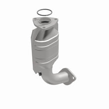 Load image into Gallery viewer, MagnaFlow Exhaust Products 444010 California CARB Direct-Fit Catalytic Converter for Select Suzuki Vitara