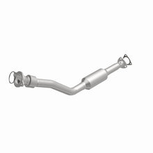 Load image into Gallery viewer, MagnaFlow Exhaust Products 4561996 California CARB Direct-Fit Catalytic Converter for Select Oldsmobile Alero, Pontiac Grand Am