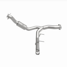 Load image into Gallery viewer, MagnaFlow Exhaust Products 21-528 OEM Grade Direct-Fit Catalytic Converter for Select Ford Expedition, Lincoln Navigator