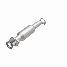 Load image into Gallery viewer, MagnaFlow Exhaust Products 5592030 California CARB Direct-Fit Catalytic Converter for Select Toyota Sienna