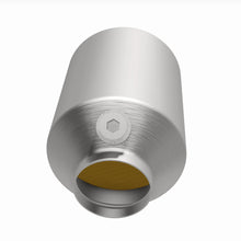 Load image into Gallery viewer, MagnaFlow Exhaust Products 51049 OEM Grade Universal Catalytic Converter for Select Chevrolet Silverado 1500, Chevrolet Silverado HD, Chevrolet Silverado HD, GMC Sierra 1500, GMC Sierra HD, GMC Sierra HD