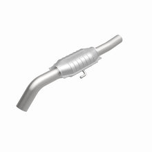 Load image into Gallery viewer, MagnaFlow Exhaust Products 3391290 California CARB Direct-Fit Catalytic Converter for Select Dodge B150, Dodge B250, Dodge B350