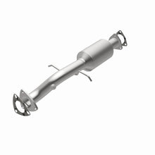 Load image into Gallery viewer, MagnaFlow Exhaust Products 4451455 California CARB Direct-Fit Catalytic Converter for Select Chevrolet Blazer, GMC Jimmy, Oldsmobile Bravada