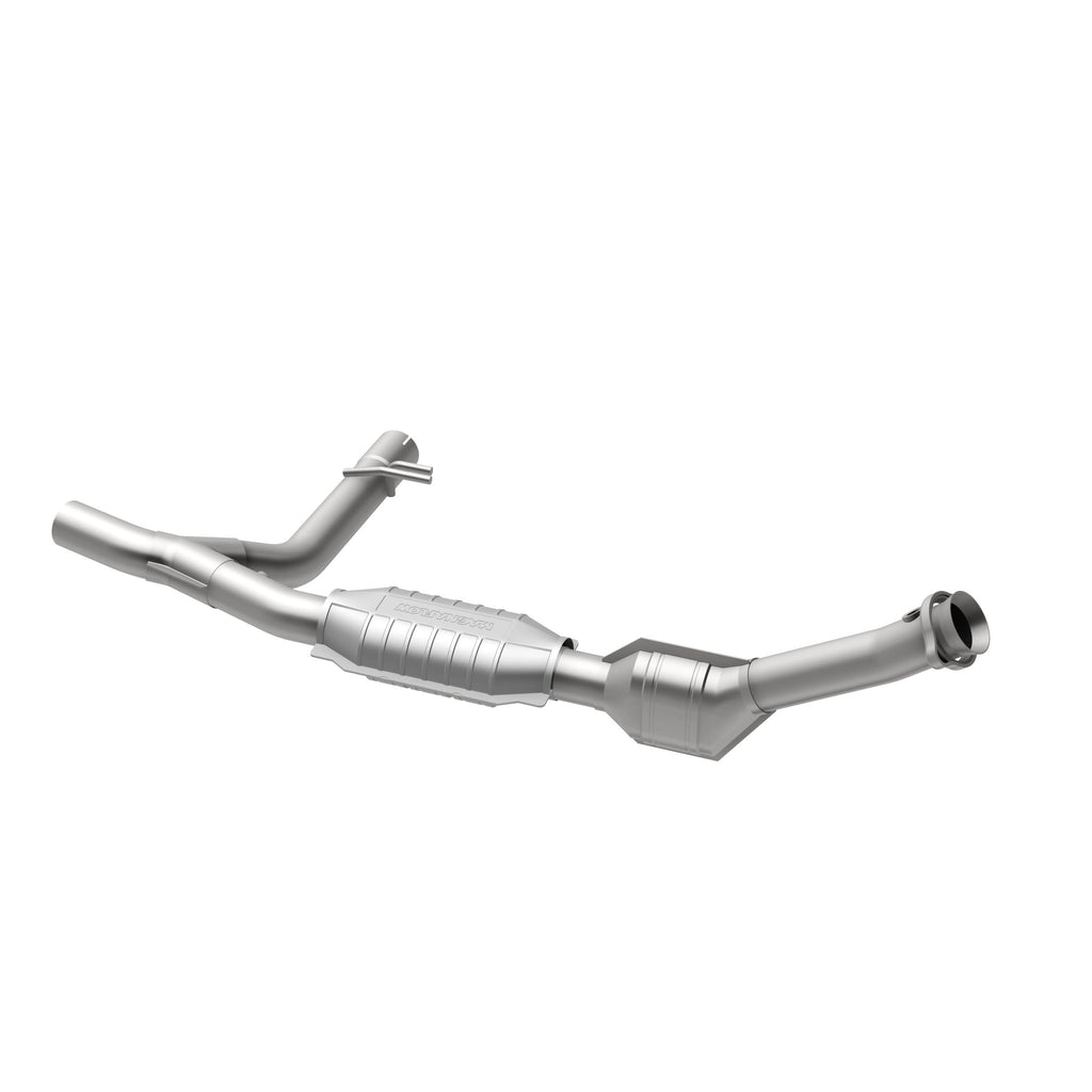 MagnaFlow Exhaust Products 51412 OEM Grade Direct-Fit Catalytic Converter for Select Ford Expedition, Ford F-150, Ford F-250, Lincoln Blackwood, Lincoln Navigator