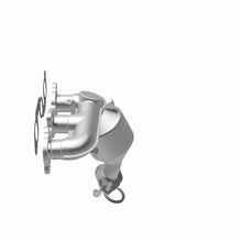 Load image into Gallery viewer, MagnaFlow Exhaust Products 452015 California CARB Manifold Catalytic Converter for Select Lexus ES300, Toyota Camry