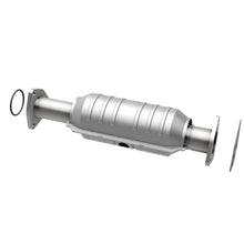 Load image into Gallery viewer, MagnaFlow Exhaust Products 27403 HM Grade Direct-Fit Catalytic Converter for Select Acura CL, Acura TL, Honda Accord, Honda Odyssey