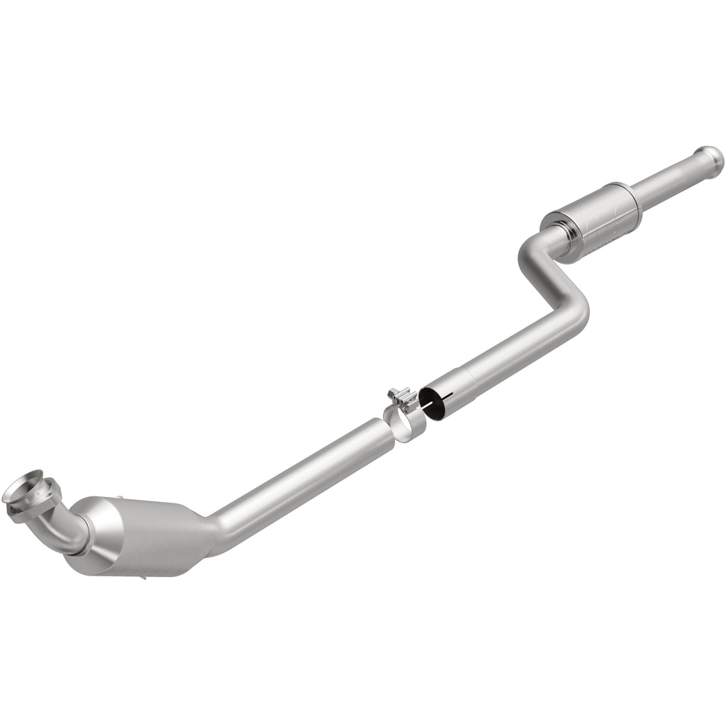 MagnaFlow Exhaust Products 5461922 California CARB Direct-Fit Catalytic Converter for Select Mercedes-Benz C300