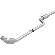 Load image into Gallery viewer, MagnaFlow Exhaust Products 5461922 California CARB Direct-Fit Catalytic Converter for Select Mercedes-Benz C300