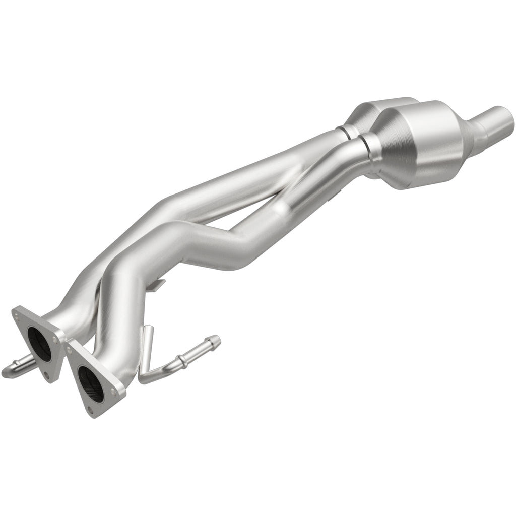 MagnaFlow Exhaust Products 5491957 California CARB Direct-Fit Catalytic Converter for Select Audi Q7, Volkswagen Touareg