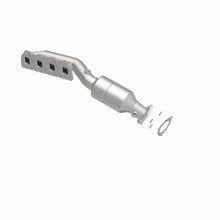 Load image into Gallery viewer, MagnaFlow Exhaust Products 51213 OEM Grade Manifold Catalytic Converter for Select Volkswagen Passat