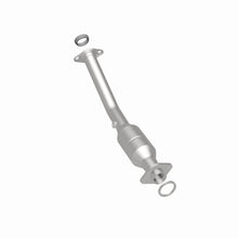 Load image into Gallery viewer, MagnaFlow Exhaust Products 52437 OEM Grade Direct-Fit Catalytic Converter for Select Nissan Juke, Nissan Sentra
