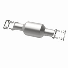 Load image into Gallery viewer, MagnaFlow Exhaust Products 23623 HM Grade Direct-Fit Catalytic Converter for Select Kia Sorento