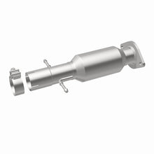 Load image into Gallery viewer, MagnaFlow Exhaust Products 5421913 California CARB Direct-Fit Catalytic Converter for Select Chevrolet Malibu, Pontiac G6, Saturn Aura