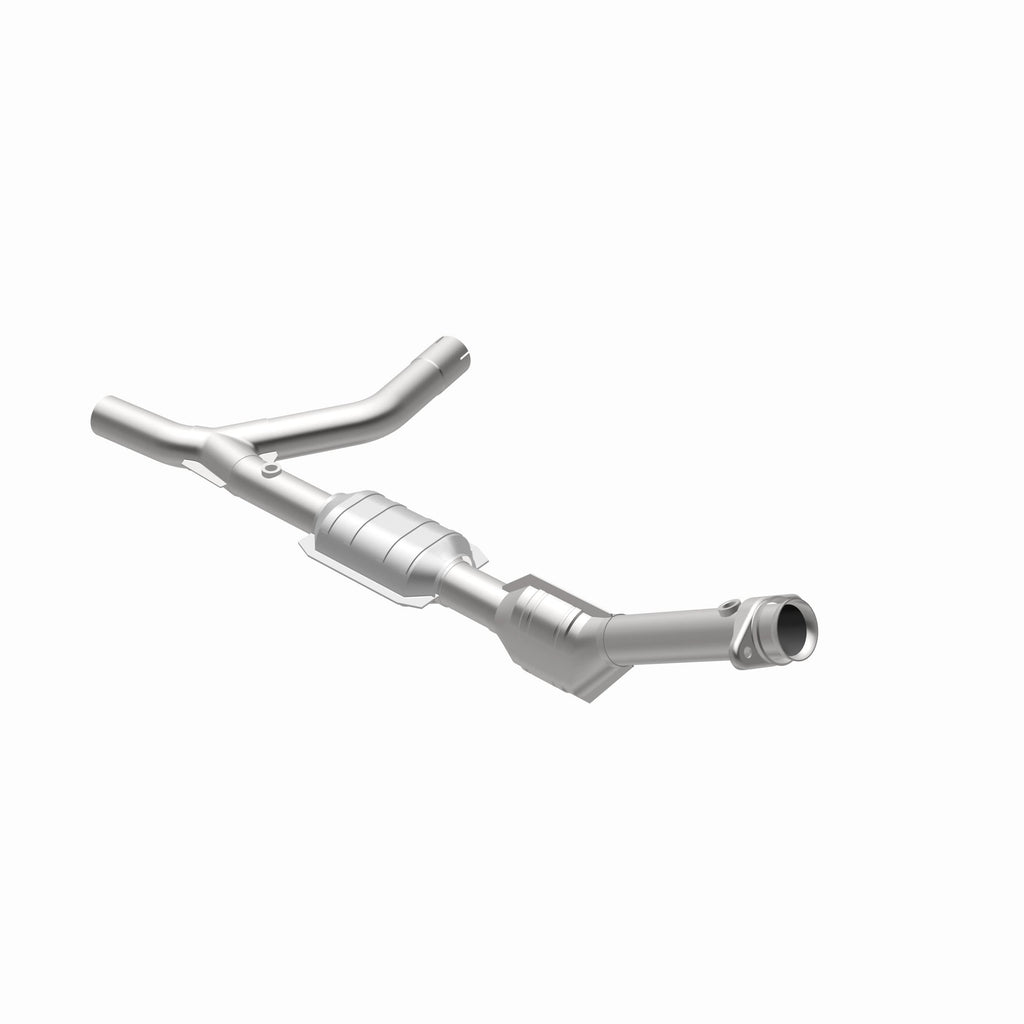 MagnaFlow Exhaust Products 23133 HM Grade Direct-Fit Catalytic Converter for Select Ford E-150, Ford E-150 Club Wagon, Ford E-150 Econoline, Ford E-150 Econoline Club Wagon, Ford E-250