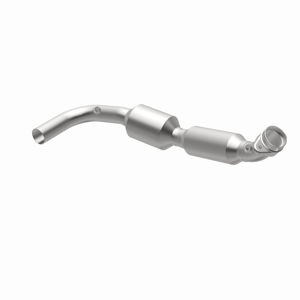 MagnaFlow Exhaust Products 5582311 California CARB Direct-Fit Catalytic Converter for Select Ford E-150, Ford E-250