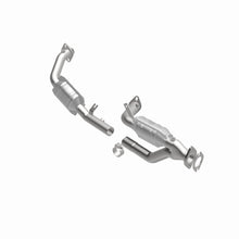 Load image into Gallery viewer, MagnaFlow Exhaust Products 444034 California CARB Direct-Fit Catalytic Converter for Select Ford Taurus, Mercury Sable