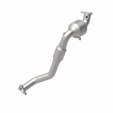 Load image into Gallery viewer, MagnaFlow Exhaust Products 51947 OEM Grade Direct-Fit Catalytic Converter for Select Audi Q7, Volkswagen Touareg