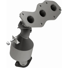 Load image into Gallery viewer, MagnaFlow Exhaust Products 51858 OEM Grade Manifold Catalytic Converter for Select Toyota Highlander, Toyota Sienna