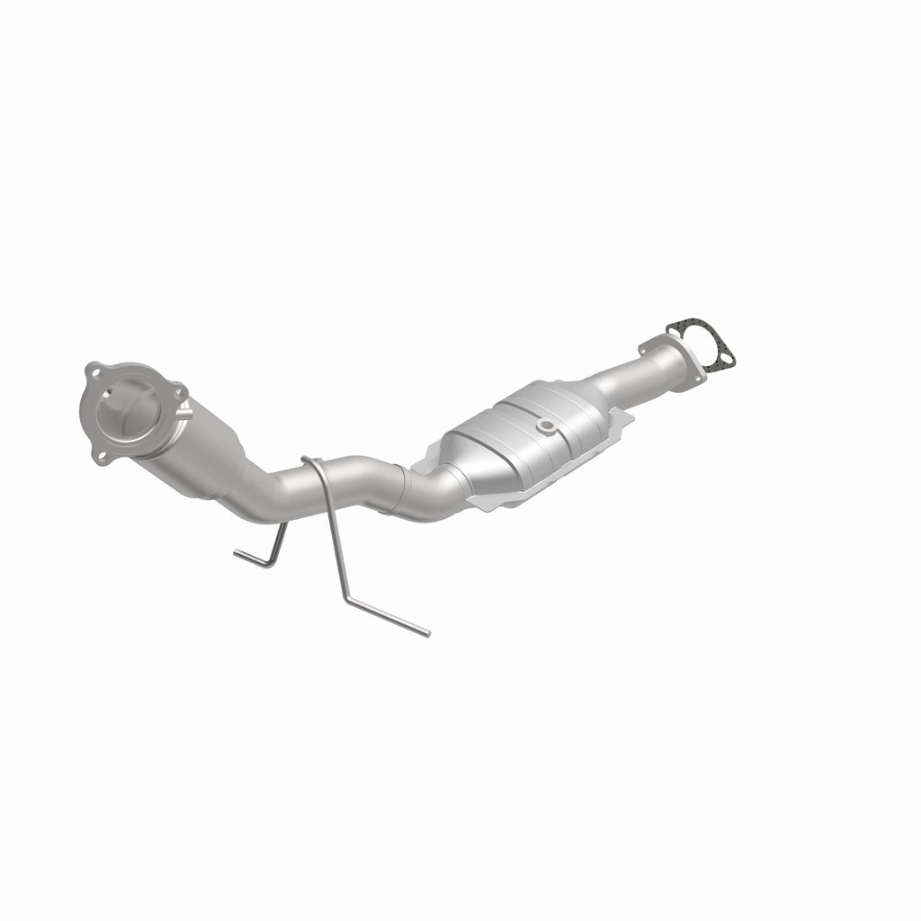 MagnaFlow Exhaust Products 51477 OEM Grade Direct-Fit Catalytic Converter for Select Volvo S60, Volvo V70, Volvo XC70