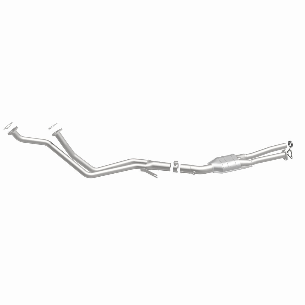 MagnaFlow Exhaust Products 23556 Standard Grade Direct-Fit Catalytic Converter for Select BMW 535i, BMW 635CSi