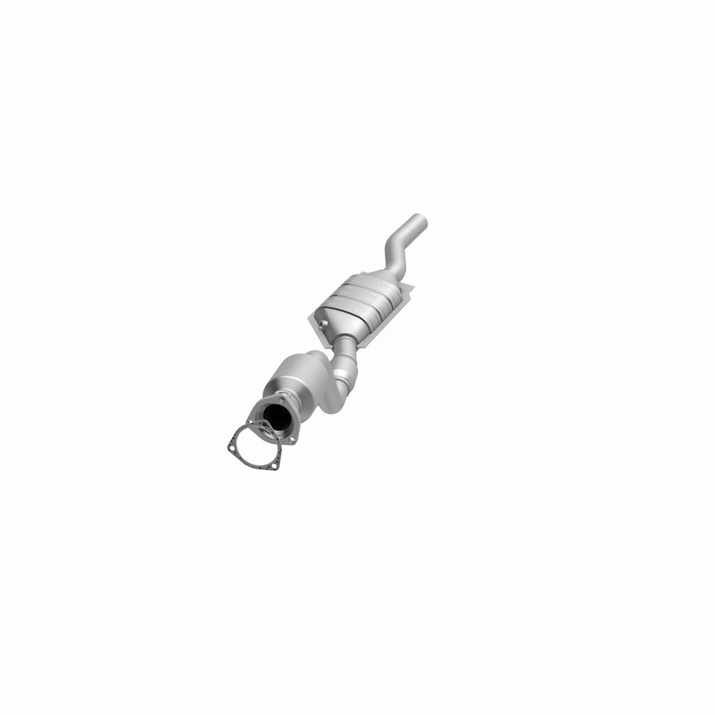 MagnaFlow Exhaust Products 51964 OEM Grade Direct-Fit Catalytic Converter for Select Audi A6, Audi A6 Quattro, Volkswagen Passat
