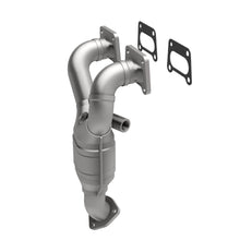 Load image into Gallery viewer, MagnaFlow Exhaust Products 452023 California CARB Manifold Catalytic Converter for Select Nissan 200SX, Nissan Sentra