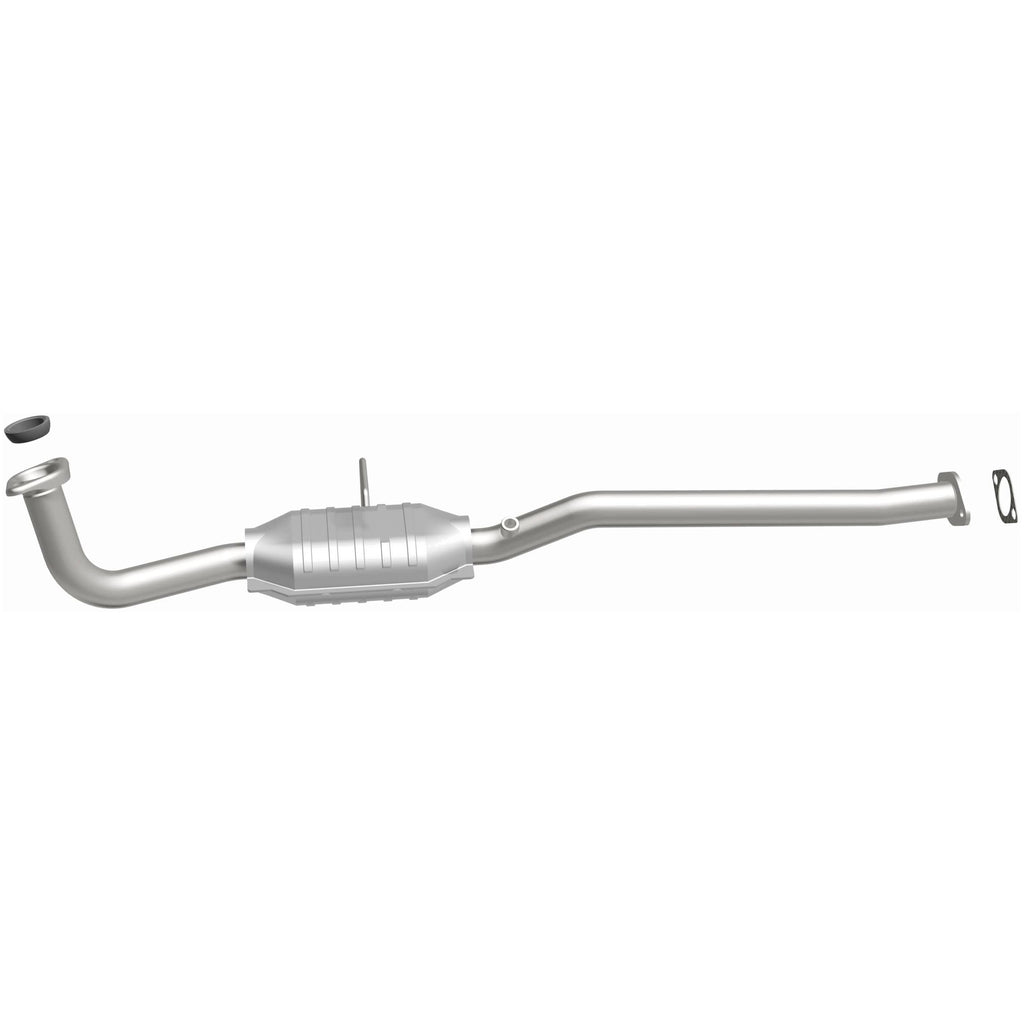 MagnaFlow Exhaust Products 49563 OEM Grade Direct-Fit Catalytic Converter for Select Chevrolet Metro, Geo Metro, Suzuki Swift