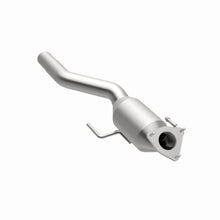 Load image into Gallery viewer, MagnaFlow Exhaust Products 24185 HM Grade Direct-Fit Catalytic Converter for Select Volkswagen Touareg
