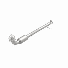 Load image into Gallery viewer, MagnaFlow Exhaust Products 5451755 California CARB Direct-Fit Catalytic Converter for Select Land Rover Range Rover
