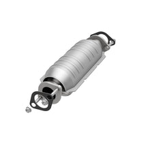 Load image into Gallery viewer, MagnaFlow Exhaust Products 23171 HM Grade Direct-Fit Catalytic Converter for Select Hyundai Accent, Kia Rio, Kia Rio5