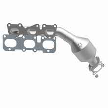 Load image into Gallery viewer, MagnaFlow Exhaust Products 51401 OEM Grade Manifold Catalytic Converter for Select Kia Borrego