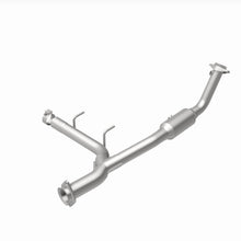 Load image into Gallery viewer, MagnaFlow Exhaust Products 4651411 California CARB Direct-Fit Catalytic Converter for Select Ford Expedition