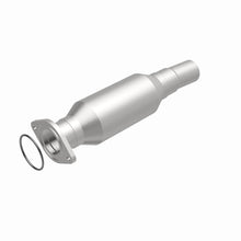 Load image into Gallery viewer, MagnaFlow Exhaust Products 5421024 California CARB Direct-Fit Catalytic Converter for Select Ford Five Hundred, Ford Freestyle, Mercury Montego