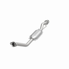 Load image into Gallery viewer, MagnaFlow Exhaust Products 3391376 California CARB Direct-Fit Catalytic Converter for Select Ford Ranger