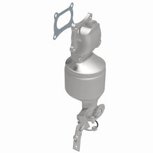 Load image into Gallery viewer, MagnaFlow Exhaust Products 5582893 California CARB Manifold Catalytic Converter for Select Acura MDX, Acura RDX, Honda Odyssey, Honda Pilot, Honda Ridgeline