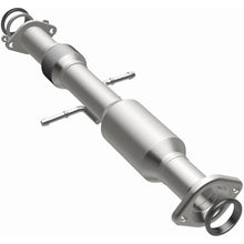 Load image into Gallery viewer, MagnaFlow Exhaust Products 21-096 OEM Grade Direct-Fit Catalytic Converter for Select Lexus RX350, Lexus RX350L