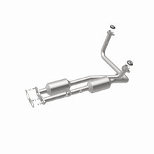 Load image into Gallery viewer, MagnaFlow Exhaust Products 4451453 California CARB Direct-Fit Catalytic Converter for Select Cadillac Escalade, Chevrolet C1500, Chevrolet C1500 Suburban, Chevrolet C2500, Chevrolet C2500 Suburban, Chevrolet C3500, Chevrolet K1500, Chevrolet K1500