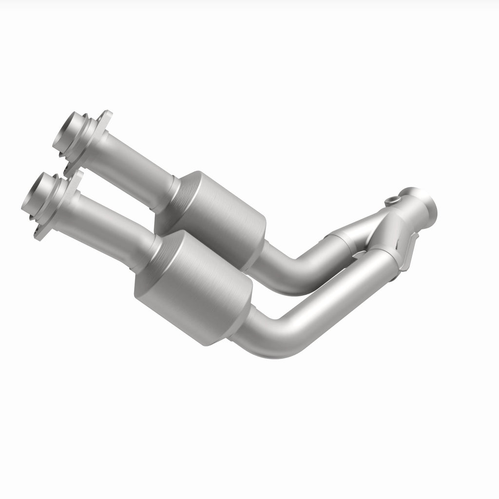 MagnaFlow Exhaust Products 24226 HM Grade Direct-Fit Catalytic Converter for Select Jaguar Vanden Plas, Jaguar XJ6