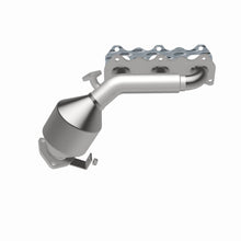 Load image into Gallery viewer, MagnaFlow Exhaust Products 23282 HM Grade Manifold Catalytic Converter for Select Chevrolet Tracker, Suzuki Grand Vitara, Suzuki Vitara, Suzuki XL-7