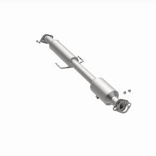 Load image into Gallery viewer, MagnaFlow Exhaust Products 5571133 California CARB Direct-Fit Catalytic Converter for Select Kia Optima