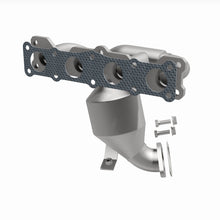 Load image into Gallery viewer, MagnaFlow Exhaust Products 5531125 California CARB Manifold Catalytic Converter for Select Hyundai Sonata, Kia Optima
