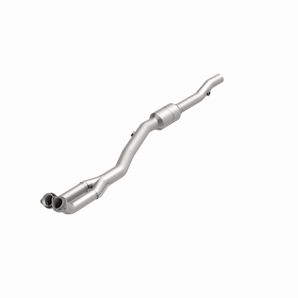 MagnaFlow Exhaust Products 24130 HM Grade Direct-Fit Catalytic Converter for Select BMW 840Ci