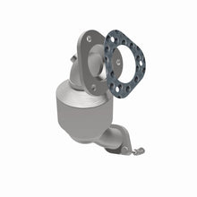 Load image into Gallery viewer, MagnaFlow Exhaust Products 52942 OEM Grade Direct-Fit Catalytic Converter for Select Ford Explorer, Ford Flex, Ford Police Interceptor Sedan, Ford Police Interceptor Utility, Ford Taurus, Lincoln MKS, Lincoln MKT
