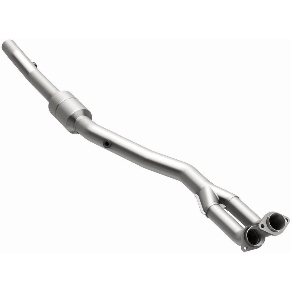 MagnaFlow Exhaust Products 24130 HM Grade Direct-Fit Catalytic Converter for Select BMW 840Ci
