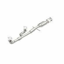 Load image into Gallery viewer, MagnaFlow Exhaust Products 24395 HM Grade Direct-Fit Catalytic Converter for Select Hyundai XG350, Kia Amanti