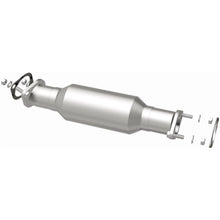 Load image into Gallery viewer, MagnaFlow Exhaust Products 5561714 California CARB Direct-Fit Catalytic Converter for Select Kia Forte, Kia Forte Koup