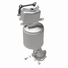 Load image into Gallery viewer, MagnaFlow Exhaust Products 5631898 California CARB Manifold Catalytic Converter for Select Honda Accord
