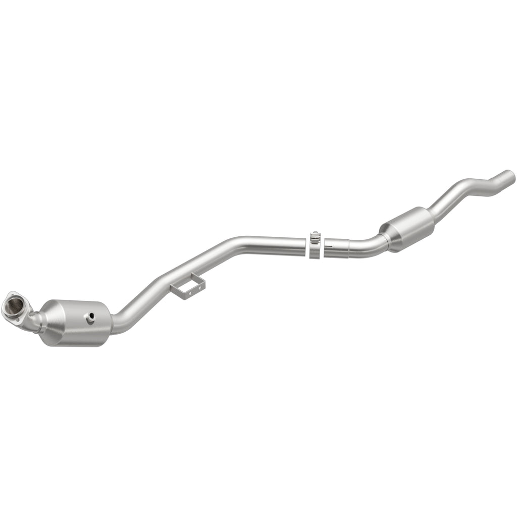 MagnaFlow Exhaust Products 51666 OEM Grade Direct-Fit Catalytic Converter for Select Mercedes-Benz E350